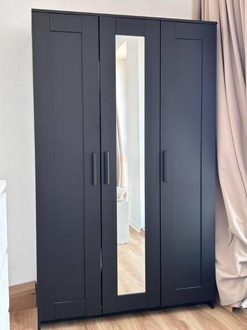 Kledingkast Ikea | Wardrobe Ikea beschikbaar voor biedingen