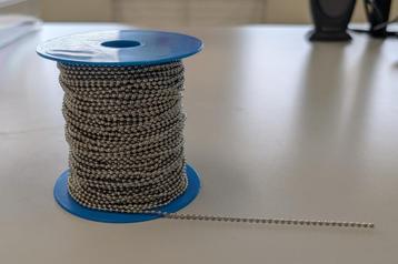 Kogelketting en kliksluitingen, vernikkeld, 2,5mm beschikbaar voor biedingen