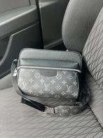 Louis Vuitton Messenger Bag, Kleding | Heren, Jassen | Zomer, Ophalen of Verzenden, Zo goed als nieuw, Overige maten