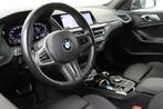 BMW 1-serie 118i Executive Sport Line Automaat / Sportstoele, Te koop, Benzine, Hatchback, Gebruikt