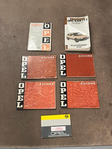 Instructie boekje  A ascona en 80er jaren serviceboekje beschikbaar voor biedingen