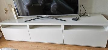 besta/ selaviken ikea SPOED moet weg voor 1 september.