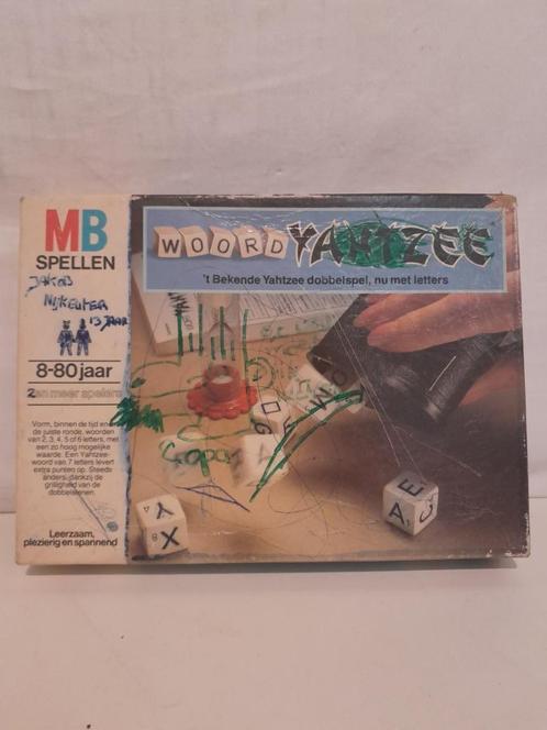 Yahtzee *, Hobby en Vrije tijd, Gezelschapsspellen | Bordspellen, Ophalen of Verzenden