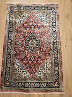 Vintage handgeknoopt perzisch tapijt ghom zijde 99x64, Huis en Inrichting, Info@SlatsAntiek.nl, Tweedehands, 50 tot 100 cm, Perzisch
