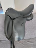 Wintec dressuurzadel 16.5"en een hulsebos dressuurzadel17.5", Dieren en Toebehoren, Ophalen of Verzenden, Gebruikt, Dressuur
