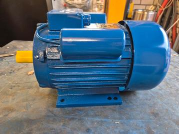 Elektromotor 220 V B3 model beschikbaar voor biedingen