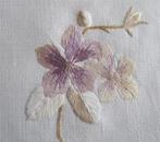 Kleine antieke kleedjes, onderzetters, geborduurde bloemen, Ophalen of Verzenden