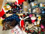 Grote Tweedehands Kerstdecoratie 100m lichtjes, 80 ballen, Diversen, Kerst, Ophalen, Zo goed als nieuw