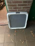 Adori puppytrainer met doos puppypads voor plastraining, Dieren en Toebehoren, Ophalen, Zo goed als nieuw