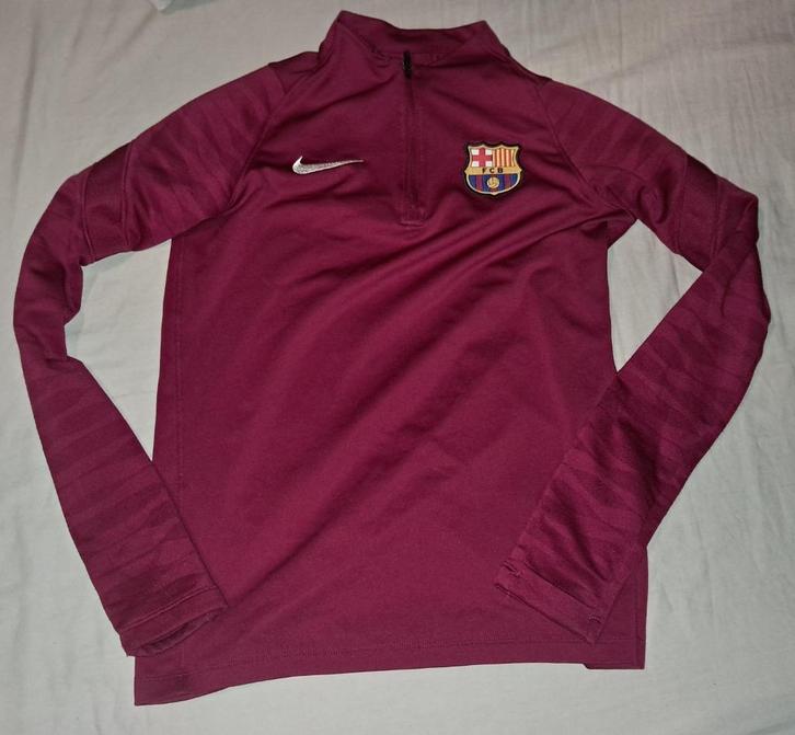 Nike / barcelona shirt met lange mouwen 147/158, Kinderen en Baby's, Kinderkleding | Maat 146, Zo goed als nieuw, Jongen of Meisje