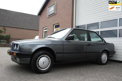 BMW 3-serie 318i Automaat 2e Eigenaar Nette Auto, Origineel, Auto's, BMW, Bedrijf, Te koop, 3-Serie, Centrale vergrendeling, Metallic lak