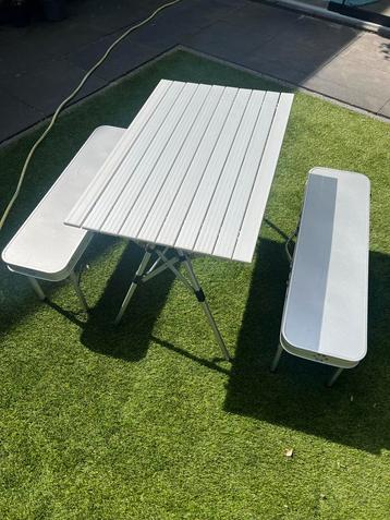 Kinder Picknicktafel Set in Koffer beschikbaar voor biedingen