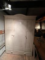 Gratis kledingkast, Antiek en Kunst, Antiek | Meubels | Kasten, Ophalen of Verzenden