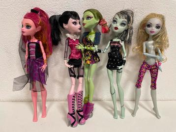 Monster High Poppen Set beschikbaar voor biedingen