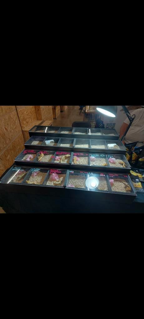 Display, Dieren en Toebehoren, Reptielen en Amfibieën | Toebehoren, Zo goed als nieuw, Terrarium of Paludarium, Ophalen