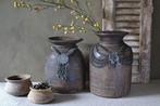 Oude Himachal pot/Nepalese kruik met etnische ketting, Huis en Inrichting, Woonaccessoires | Vazen, Ophalen, Overige materialen