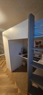 Nette hoogslaper met bureau en kledingkast, Eenpersoons, Ophalen of Verzenden, Zo goed als nieuw, 90 cm