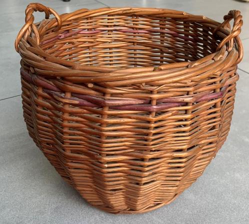 Ronde rieten vintage MAND jaren 50 - RIET met hengsels, Verzamelen, Retro, Huis en Inrichting, Ophalen of Verzenden