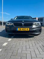 BMW 5-Serie 520i 184pk Aut. 2019 Grijs, Automaat, 1998 cc, Achterwielaandrijving, 1610 kg