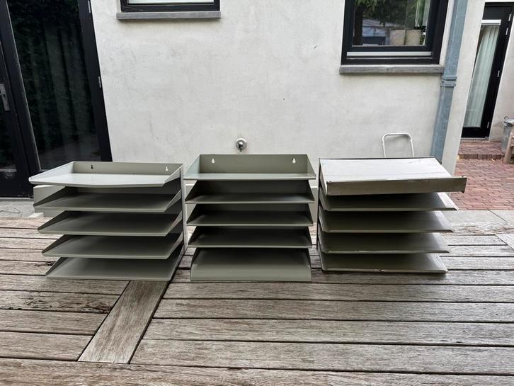 Vintage metalen brievenstandaard, Diversen, Bureau-accessoires, Gebruikt, Ophalen