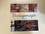 Boek Vintagemagie Design Restaureren Retro Pimpen Vintage, Boeken, Ophalen, Zo goed als nieuw, Interieur en Design