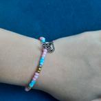 Kleurrijke armband met hart bedel, Overige materialen, Overige kleuren, Nieuw, Ophalen of Verzenden