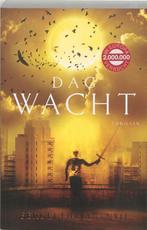 Sergej Lukjanenko - Dagwacht, Boeken, Ophalen of Verzenden, Zo goed als nieuw