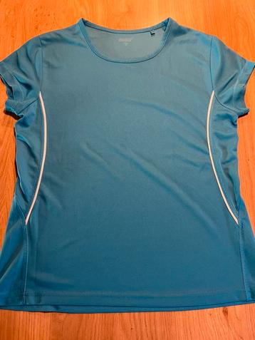 Blauw sport shirt M beschikbaar voor biedingen