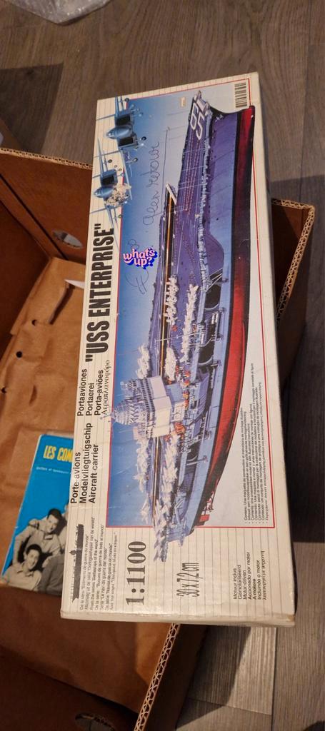 USS Enterprise Vliegdekschip Model 1:1100 - Nieuw, Hobby en Vrije tijd, Modelbouw | Auto's en Voertuigen, Nieuw, Overige typen