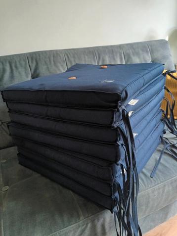 7 Tuinkussens - Trendline - blauw (liefde nodig) beschikbaar voor biedingen