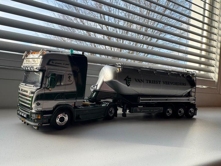 WSI Scania Topline Bulktrailer Van Triest Vervoeders, Hobby en Vrije tijd, Modelauto's | 1:50, Nieuw, Bus of Vrachtwagen, Wsi