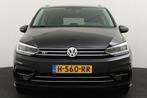 Volkswagen Touran 1.5 TSI Aut. R-Line 7-pers Trekhaak Carpla, Auto's, Volkswagen, Stof, 4 cilinders, 150 pk, Zwart