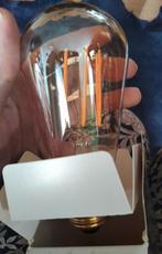 NIEUWE LED lamp met goldfinish, Led-lamp, Minder dan 30 watt, Nieuw, E27 (groot)