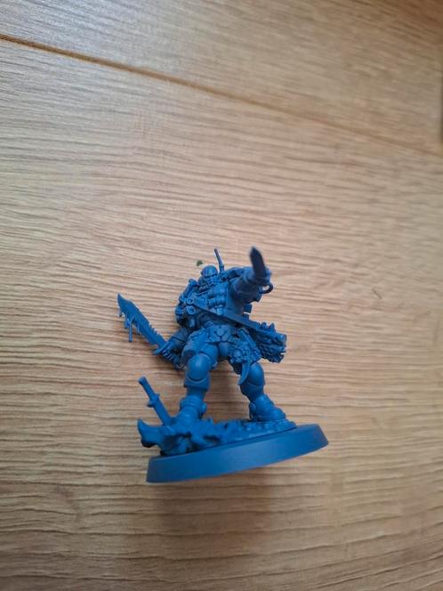 WH 40K Lieutnant in phobos armor (Ultramarines), Hobby en Vrije tijd, Wargaming, Zo goed als nieuw, Figuurtje(s), Ophalen