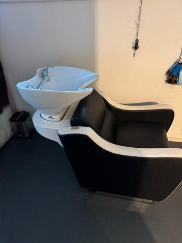 Pietranera Kappersstoel met Wasbak beschikbaar voor biedingen