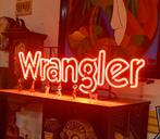 Vintage neon WRANGLER jeans, lichtreclame, Ophalen, Zo goed als nieuw, Lichtbak of (neon) lamp