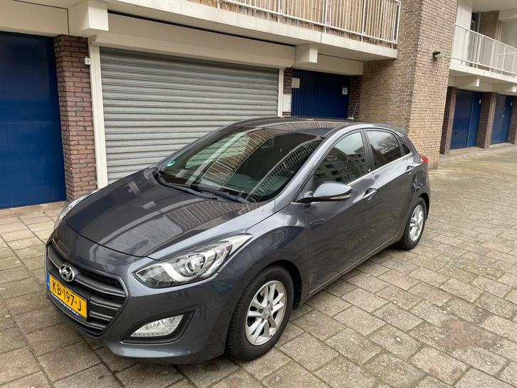Hyundai i30 1.6 GDI GO 5 Deurs Clima-Cruise-Navi-PDC-NAP, Auto's, Hyundai, Particulier, i30, ABS, Achteruitrijcamera, Airbags