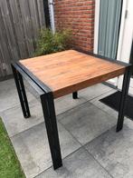 Industriële tafel vierkant 90x90 zowel binnen als buiten, Tuin en Terras, Tuintafels, Ophalen, Zo goed als nieuw, Vierkant, Hout
