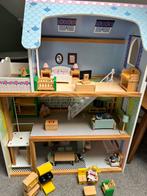 Mooi houten poppenhuis met toebehoren, Kinderen en Baby's, Zo goed als nieuw, Ophalen
