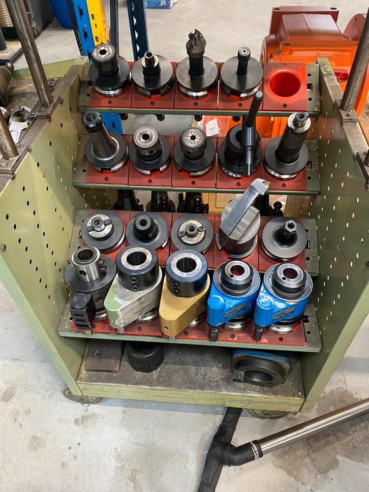 Gereedschapshouder met diverse gereedschappen, Doe-het-zelf en Verbouw, Gereedschap | Freesmachines, Gebruikt, Elektrisch, Overige soorten