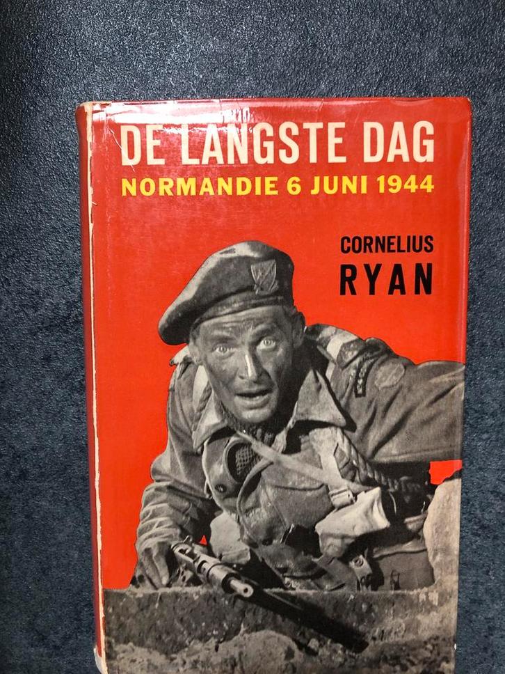 De Langste Dag - Cornelius Ryan - Tweede Wereldoorlog, Boeken, Oorlog en Militair, Gelezen, Ophalen of Verzenden