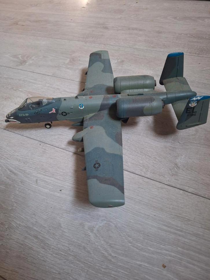A-10 Thunderbolt II Modelvliegtuig, Hobby en Vrije tijd, Modelbouw | Auto's en Voertuigen, Gebruikt, Overige typen, 1:50 of kleiner