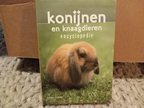 Esther Verhoef - Konijnen en knaagdieren encyclopedie  Taal:, Boeken, Dieren en Huisdieren, Zo goed als nieuw, Konijnen of Knaagdieren