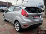 Ford Fiesta 1.6 Ghia in zeer goede staat, 1596 cc, Stof, Gebruikt, Beige