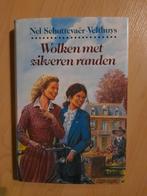 WOLKEN MET ZILVEREN RANDEN door Nel Schuttevaer-Velthuys, Boeken, Romans, Ophalen of Verzenden, Gelezen, Nederland