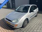 Ford Focus 1.4-16V Trend nette auto airco werkt, Gebruikt, Origineel Nederlands, Handgeschakeld, 48 €/maand