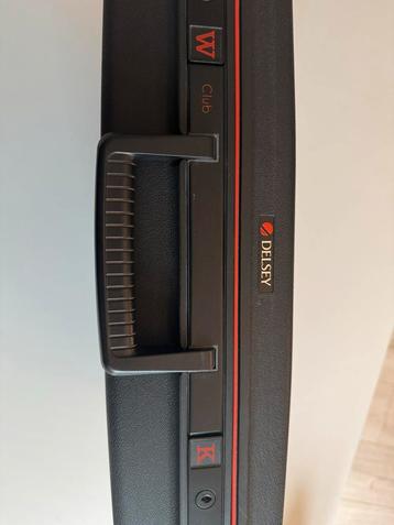 Delsey Club attaché Koffer - Zwart beschikbaar voor biedingen