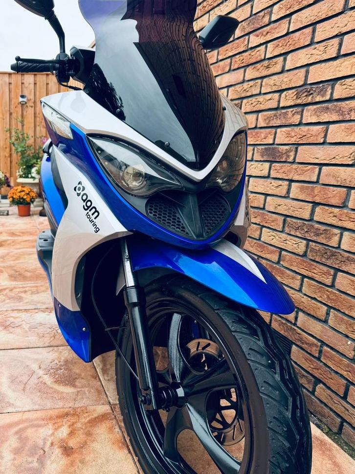 Scooter blauwe kenteken, Fietsen en Brommers, Snorfietsen en Snorscooters, Zo goed als nieuw, Overige merken, Benzine, Ophalen of Verzenden