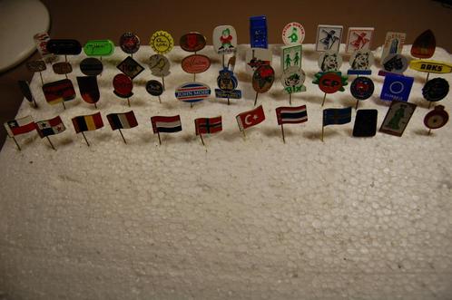 51 nostalgische/vintage en zeldzame reclame speldjes., Verzamelen, Speldjes, Pins en Buttons, Zo goed als nieuw, Speldje of Pin