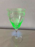 Uranium Wijnglas - 16 cm Hoog, Ophalen of Verzenden